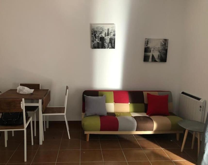 Bonito Apartamento En Calle San Carlos Madrid Esterno foto